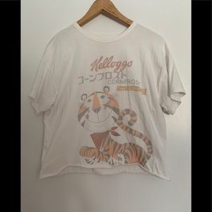 AE Kellogg’s Cropped Graphic Tee Size M